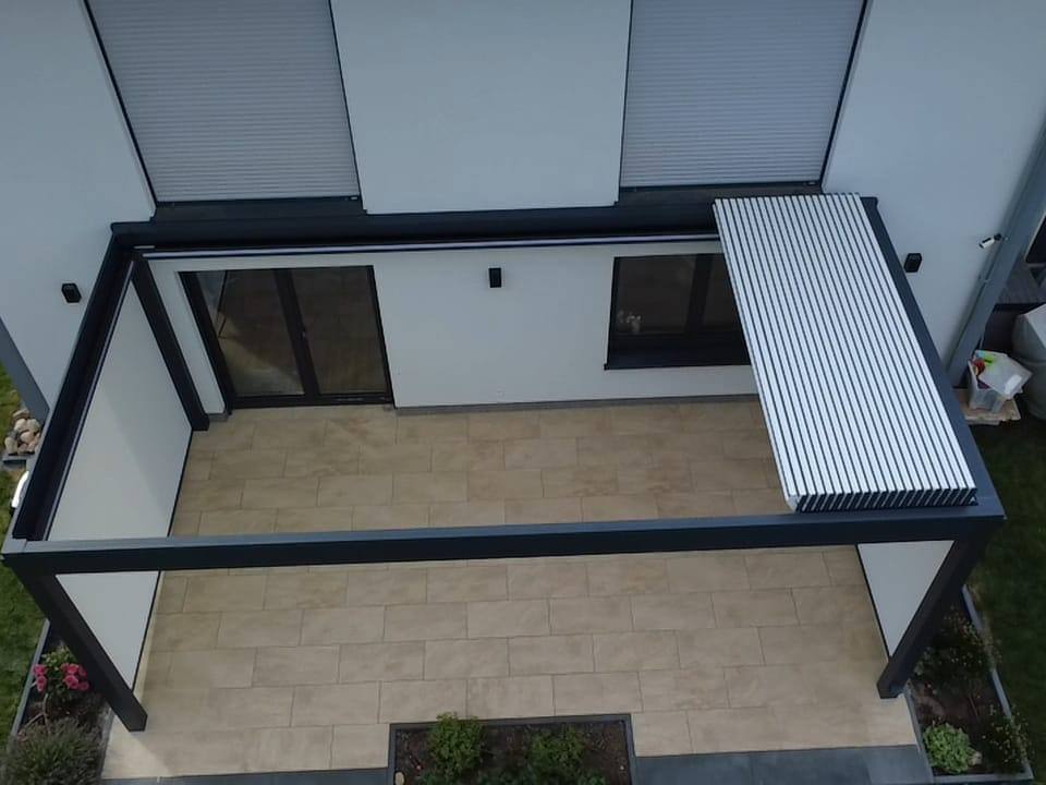 Pergola Deluxe z roletami zip w Ludwigsfelde: zdjęcie 6